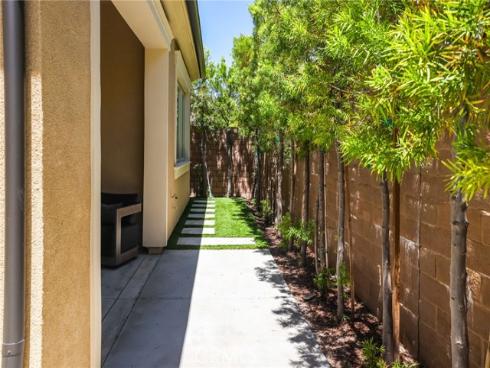 138 Jayhawk , Irvine, CA