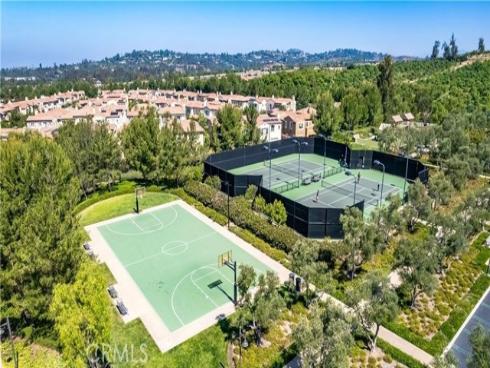138 Jayhawk , Irvine, CA