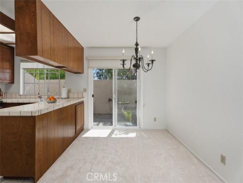 34 Exeter , Irvine, CA