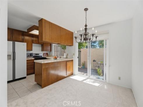 34 Exeter , Irvine, CA