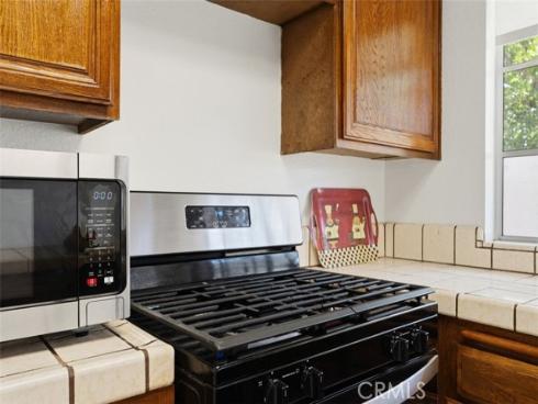 34 Exeter , Irvine, CA