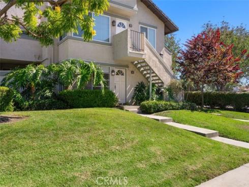 34 Exeter , Irvine, CA