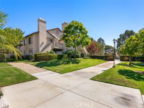 34 Exeter , Irvine, CA
