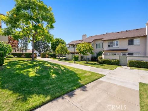 34 Exeter , Irvine, CA