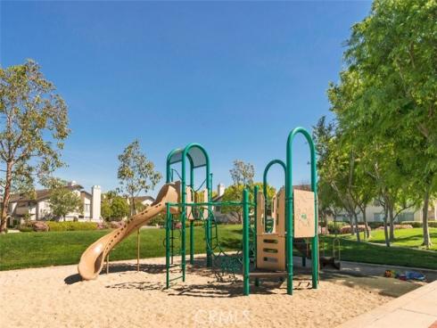 34 Exeter , Irvine, CA