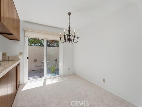 34 Exeter , Irvine, CA