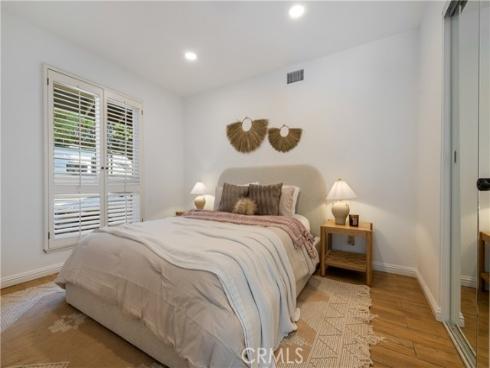 13 Nutwood , Irvine, CA
