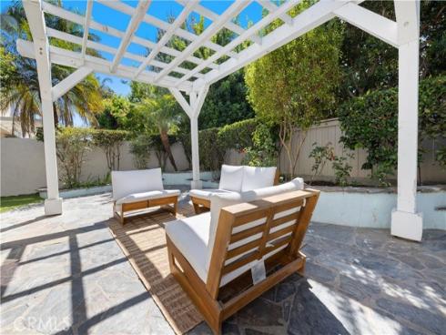 13 Nutwood , Irvine, CA