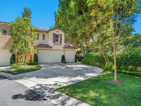 95 Canopy , Irvine, CA