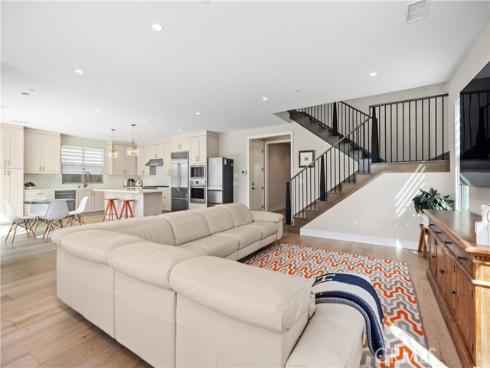 142 Sabbia , Irvine, CA