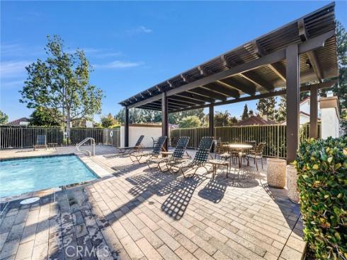 20  Lanciano  , Irvine, CA