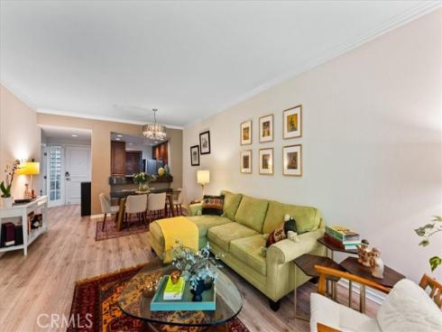 2253 Martin 207 , Irvine, CA