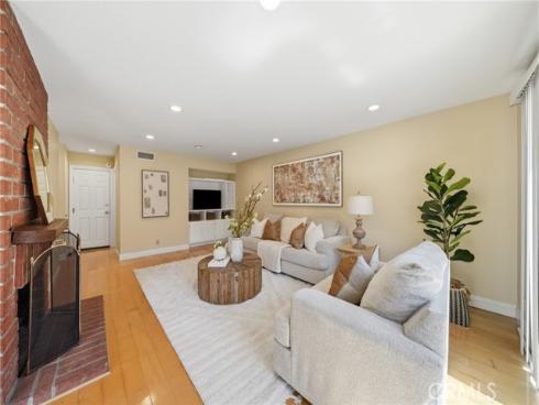 5 Eden , Irvine, CA