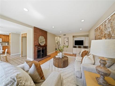 5 Eden , Irvine, CA