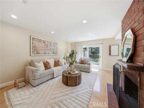 5 Eden , Irvine, CA