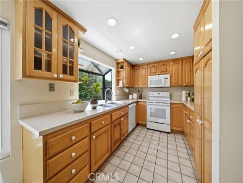 5 Eden , Irvine, CA