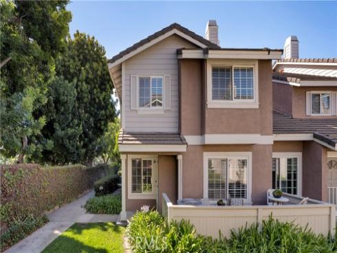 24 Christamon , Irvine, CA