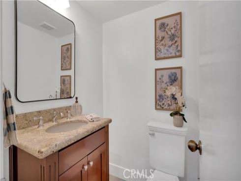 24 Christamon , Irvine, CA