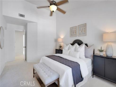 24 Christamon , Irvine, CA