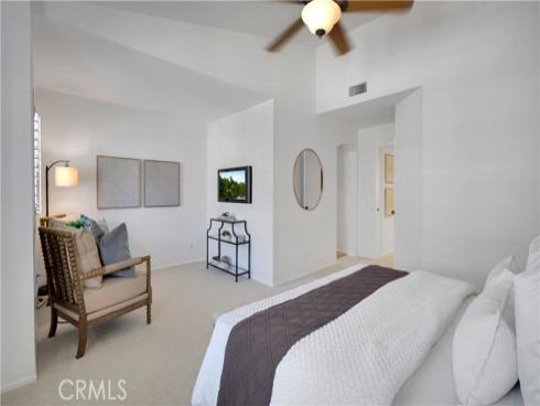 24 Christamon , Irvine, CA