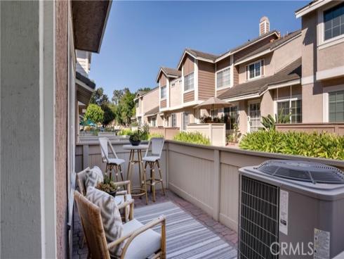 24 Christamon , Irvine, CA