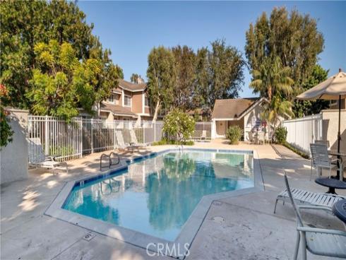 24 Christamon , Irvine, CA