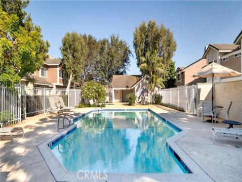 24 Christamon , Irvine, CA