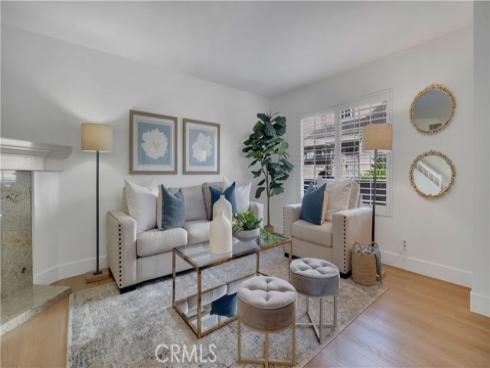 24 Christamon , Irvine, CA