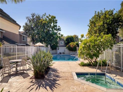 24 Christamon , Irvine, CA