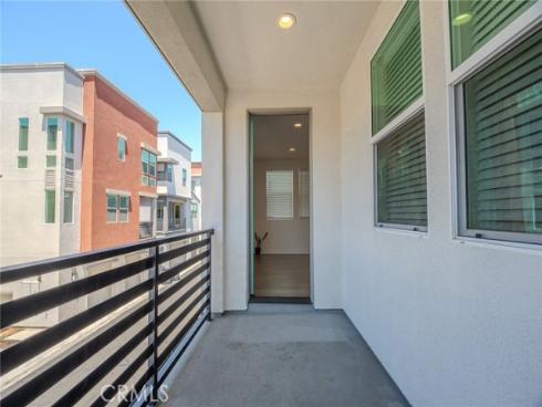 107 Allusion , Irvine, CA
