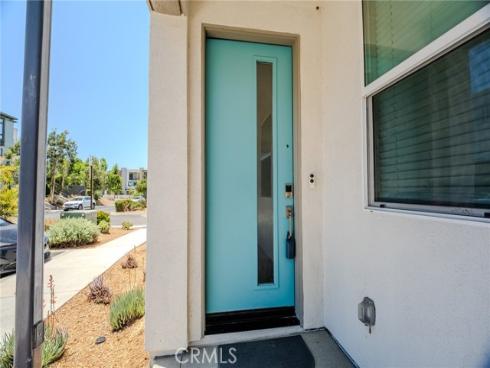 107 Allusion , Irvine, CA