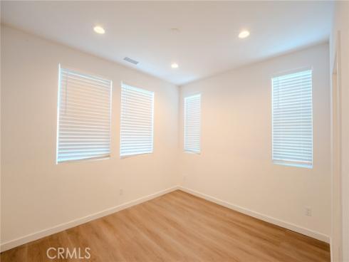 107 Allusion , Irvine, CA