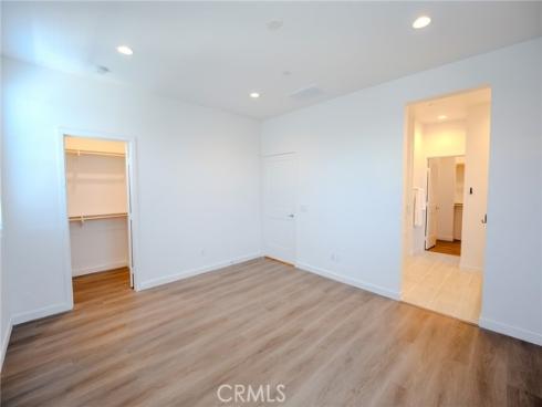 107 Allusion , Irvine, CA