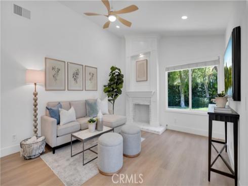 32  Deerwood E  , Irvine, CA