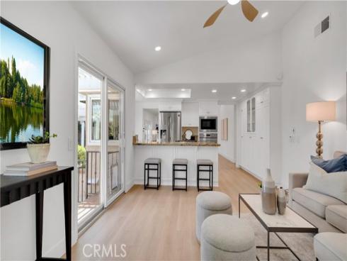 32  Deerwood E  , Irvine, CA
