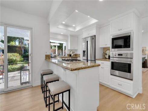 32  Deerwood E  , Irvine, CA