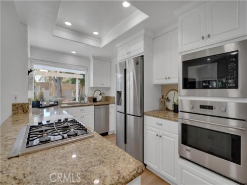 32  Deerwood E  , Irvine, CA