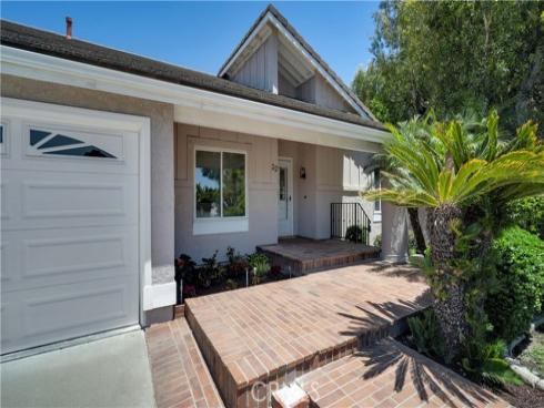 32  Deerwood E  , Irvine, CA