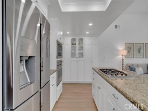 32  Deerwood E  , Irvine, CA