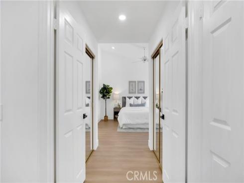 32  Deerwood E  , Irvine, CA