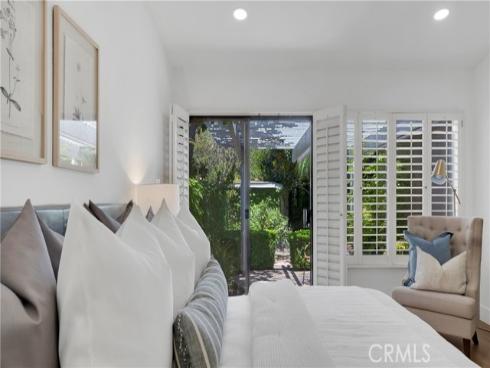 32  Deerwood E  , Irvine, CA