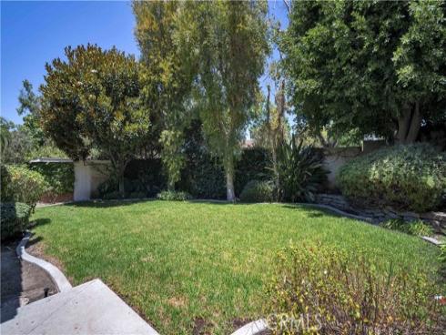 32  Deerwood E  , Irvine, CA