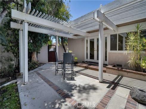 32  Deerwood E  , Irvine, CA