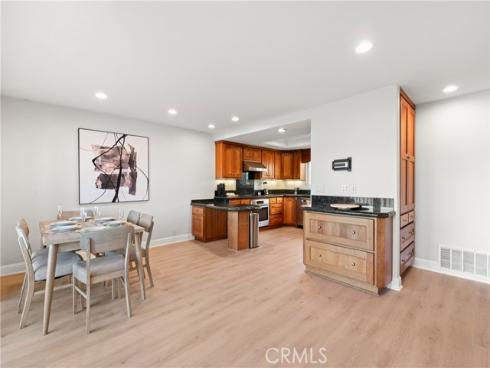 25 Lakeview 60 , Irvine, CA