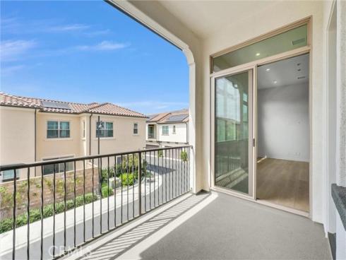 220 Ashby , Irvine, CA