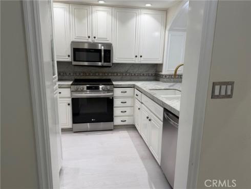 2253 Martin , Irvine, CA