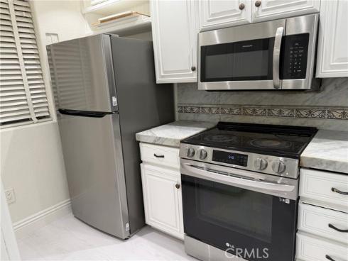 2253 Martin , Irvine, CA