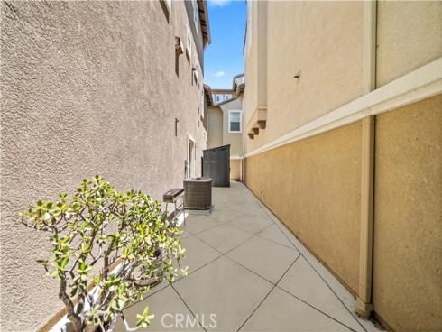2 Staghorn , Irvine, CA