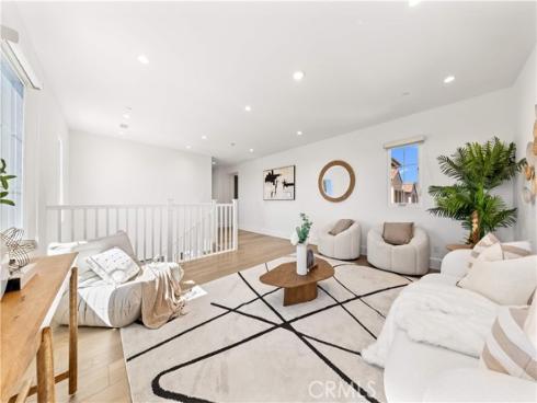 131 Summerland , Irvine, CA