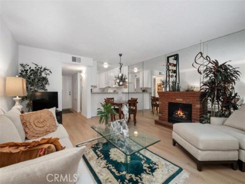 306 Tangelo 342 , Irvine, CA